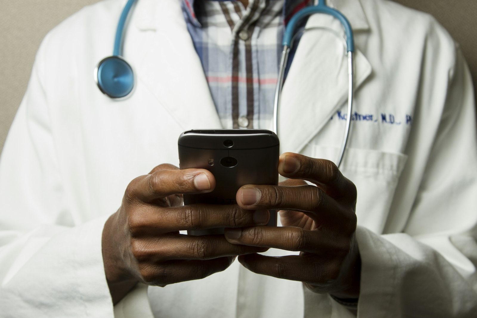 Diabetes Technology Update: CGM, Pumps, and AI in Glycaemic Management